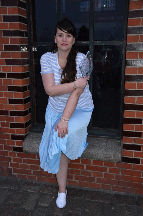 Cool Blue Outfit.jpg