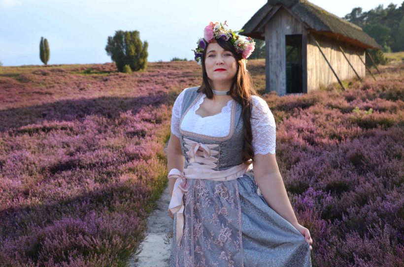 Dirndl-Blumenkranz aus echten Blumen